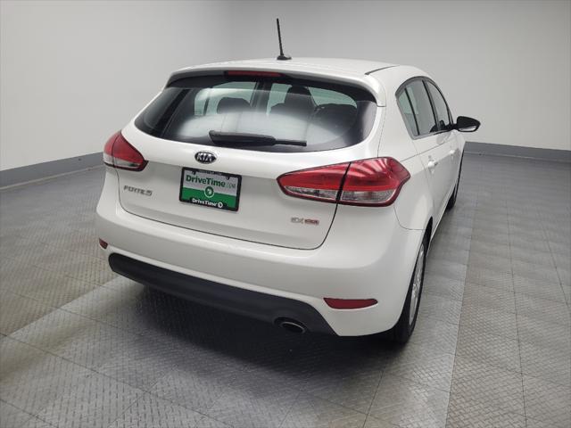 Photo of 2015 Snow White Pearl Kia Forte