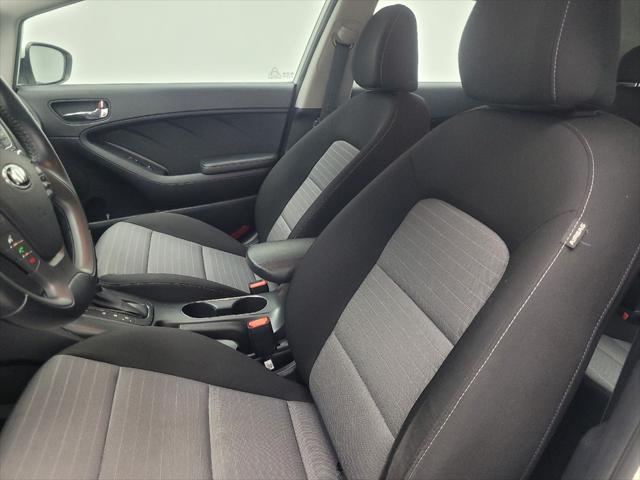 Photo of 2015 Snow White Pearl Kia Forte