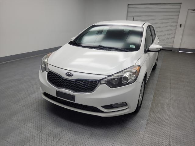 Photo of 2015 Snow White Pearl Kia Forte