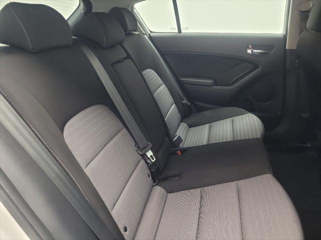 Photo of 2015 Snow White Pearl Kia Forte