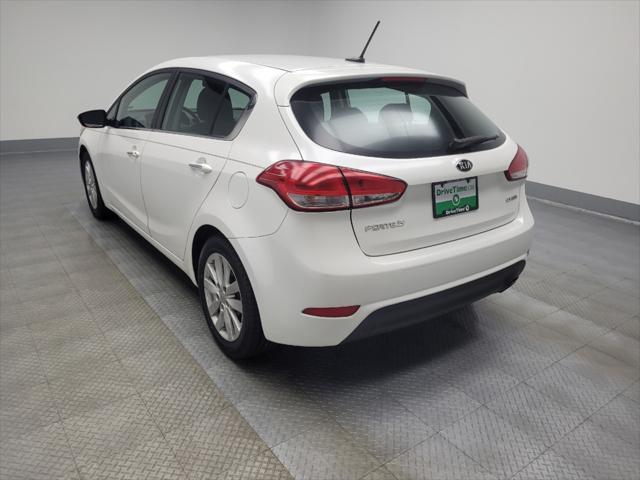Photo of 2015 Snow White Pearl Kia Forte