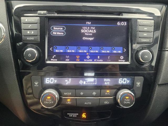 Photo of 2018 Magnetic Black Nissan Rogue