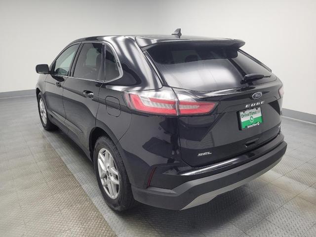 Photo of 2024 Agate Black Metallic Ford Edge