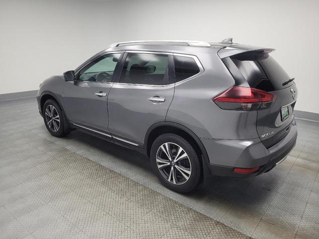 Photo of 2018 Gun Metallic Nissan Rogue