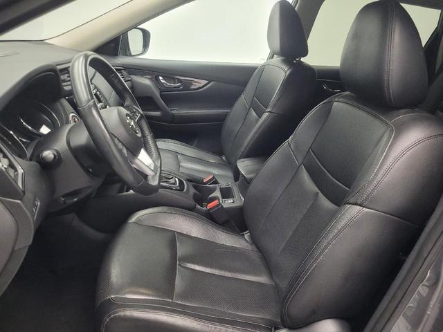 Photo of 2018 Gun Metallic Nissan Rogue