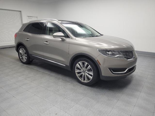 Photo of 2016 Tan Lincoln MKX