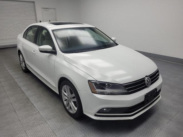 Photo of 2017 White Volkswagen Jetta