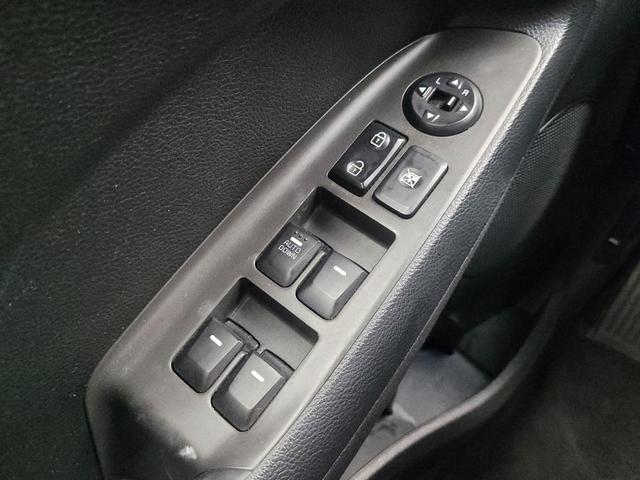 Photo of 2018 Deep Sea Blue Kia Forte