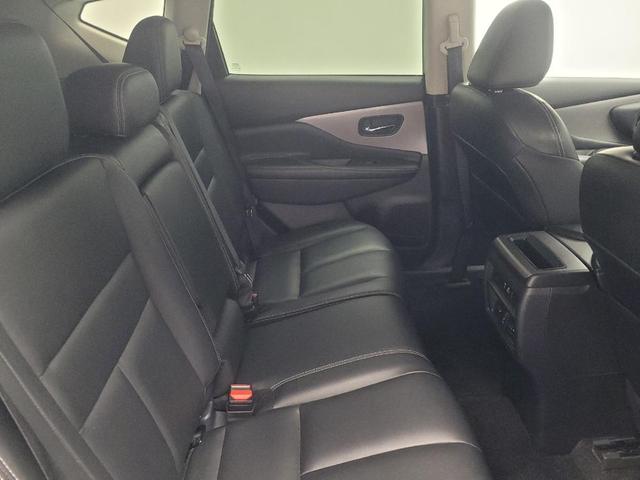 Photo of 2023 Pearl White Tricoat Nissan Murano