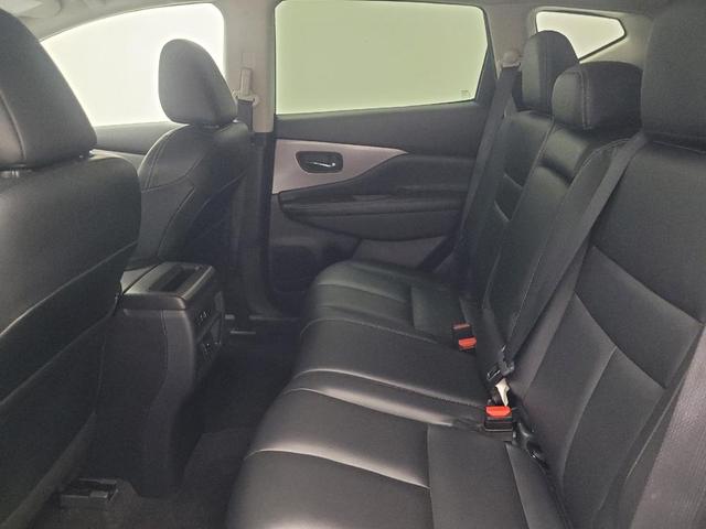 Photo of 2023 Pearl White Tricoat Nissan Murano