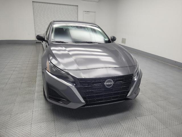 Photo of 2024 Gun Metallic Nissan Altima