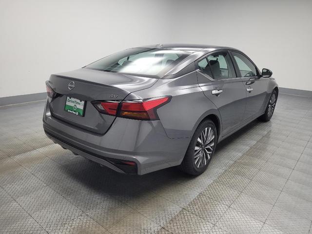 Photo of 2024 Gun Metallic Nissan Altima