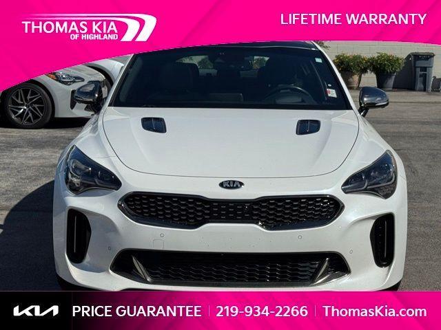 Photo of 2019 Snow White Pearl Kia Stinger