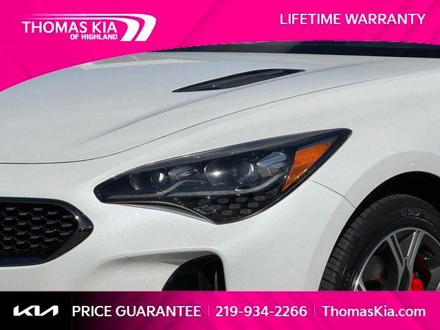 Photo of 2019 Snow White Pearl Kia Stinger