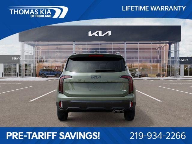 Photo of 2025 Green Kia Telluride