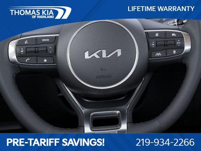 Photo of 2026 Snow White Pearl Kia K5
