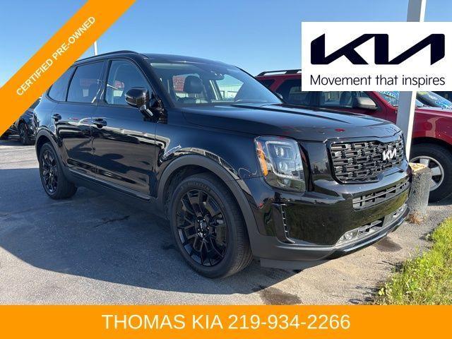 Photo of 2022 Black Kia Telluride