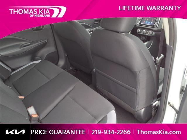 Photo of 2025 Cloud White Nissan Versa