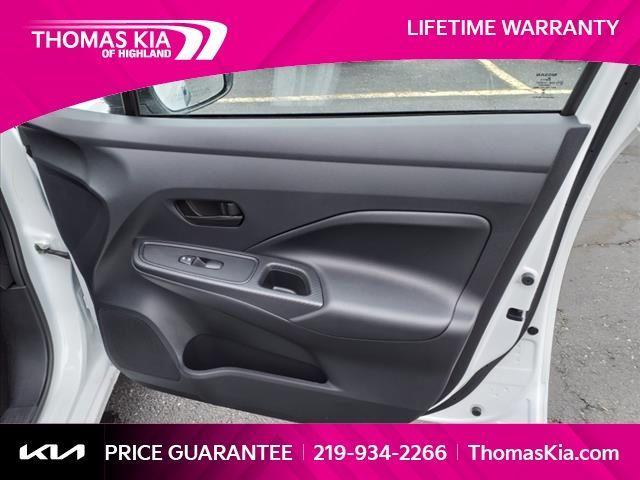Photo of 2025 Cloud White Nissan Versa