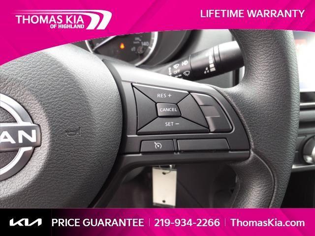 Photo of 2025 Cloud White Nissan Versa