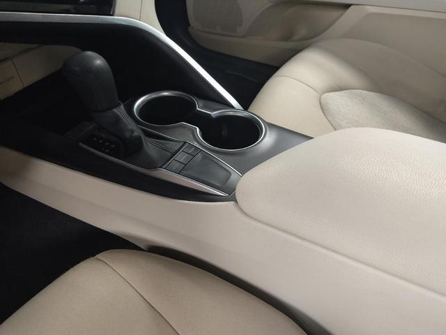 Photo of 2024 Midnight Black Metallic Toyota Camry