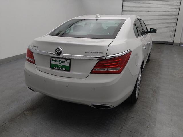 Photo of 2015 White Buick LaCrosse