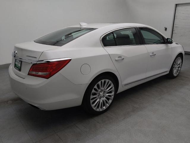 Photo of 2015 White Buick LaCrosse