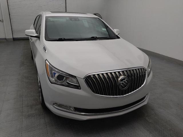 Photo of 2015 White Buick LaCrosse