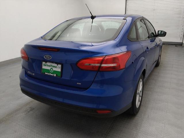 Photo of 2018 Lightning Blue Metallic Ford Focus