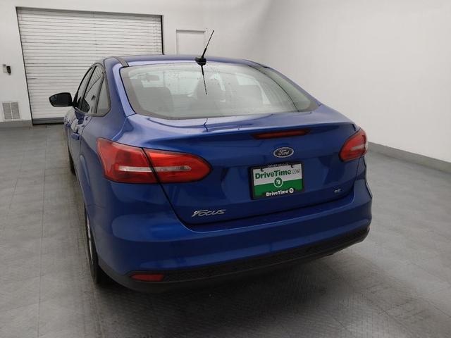 Photo of 2018 Lightning Blue Metallic Ford Focus