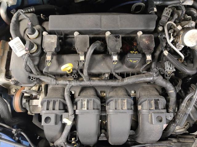 Photo of 2018 Lightning Blue Metallic Ford Focus