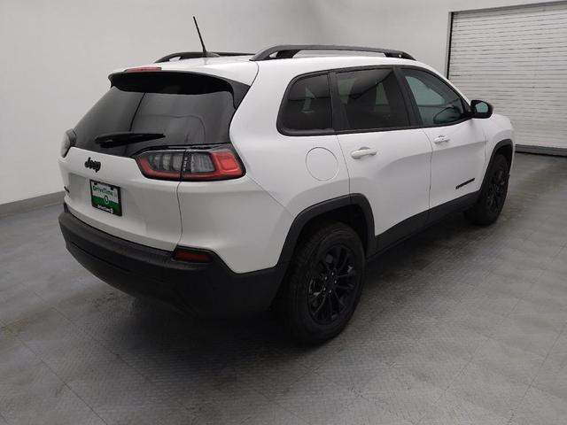 Photo of 2023 Bright White Clearcoat Jeep Cherokee