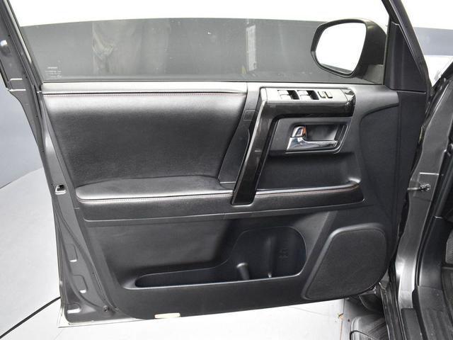 Photo of 2014 Magnetic Gray Metallic Toyota 4Runner