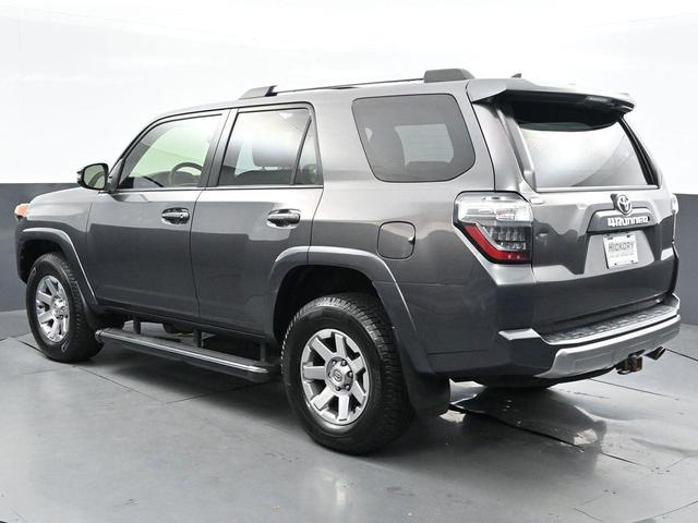 Photo of 2014 Magnetic Gray Metallic Toyota 4Runner