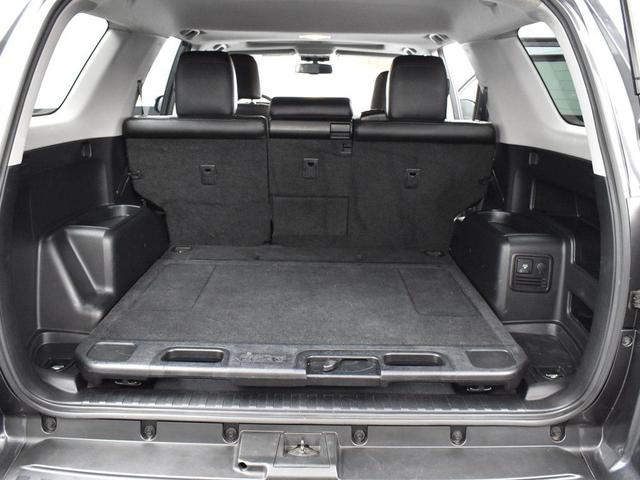Photo of 2014 Magnetic Gray Metallic Toyota 4Runner