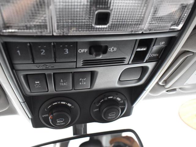 Photo of 2014 Magnetic Gray Metallic Toyota 4Runner