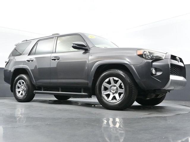 Photo of 2014 Magnetic Gray Metallic Toyota 4Runner