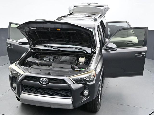 Photo of 2014 Magnetic Gray Metallic Toyota 4Runner