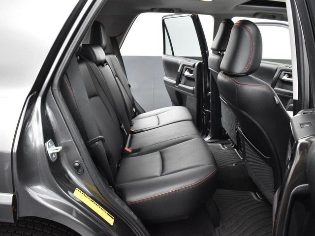 Photo of 2014 Magnetic Gray Metallic Toyota 4Runner