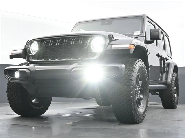 Photo of 2024 Granite Crystal Metallic Clearcoat Jeep Wrangler