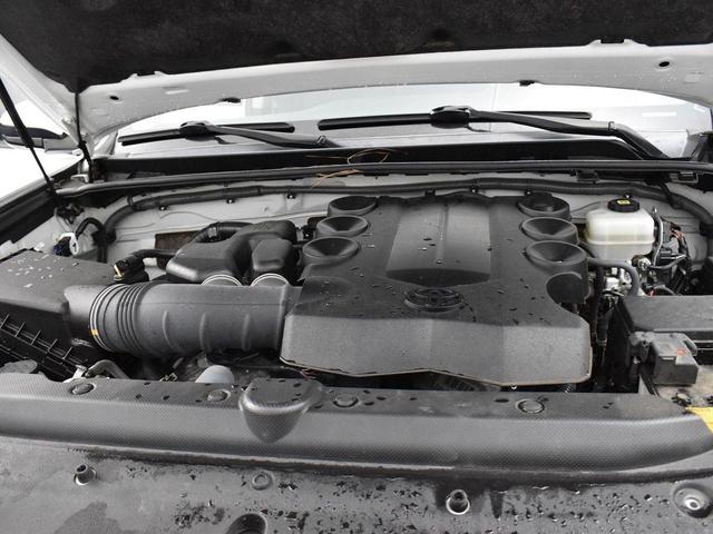 Photo of 2022 White Toyota 4Runner