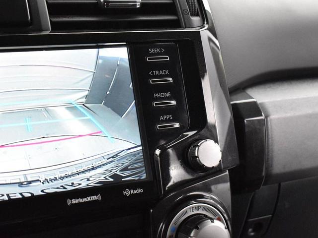 Photo of 2022 White Toyota 4Runner