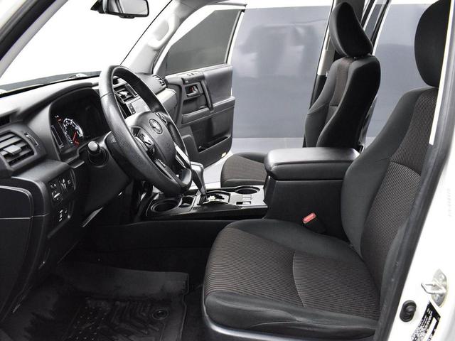 Photo of 2022 White Toyota 4Runner