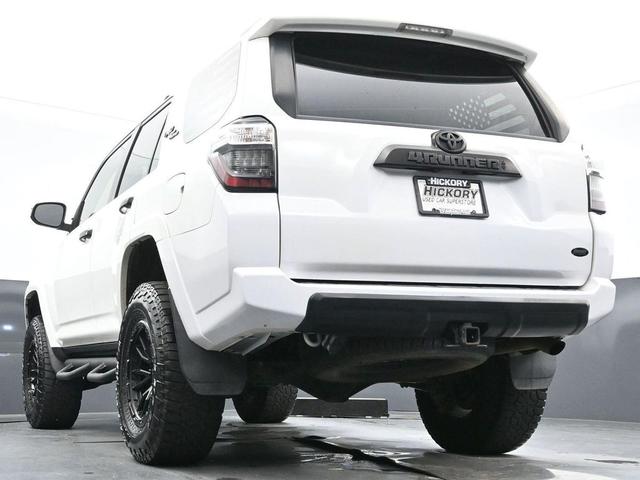Photo of 2022 White Toyota 4Runner