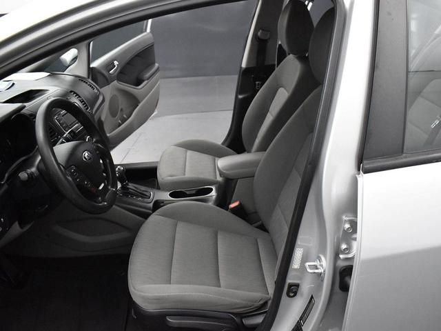 Photo of 2016 Silky Silver Kia Forte