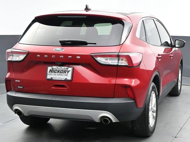 Photo of 2021 Rapid Red Metallic Tinted Clearcoat Ford Escape