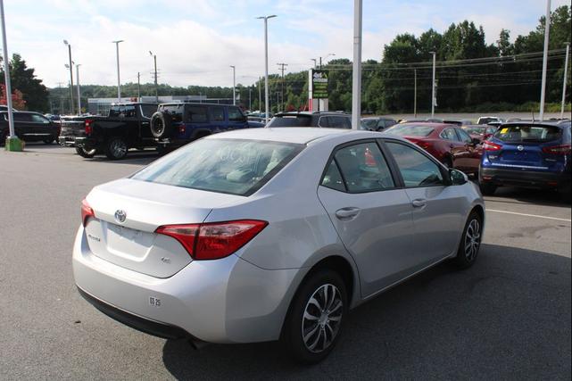 Photo of 2019 Classic Silver Metallic Toyota Corolla
