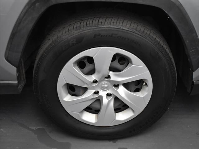 Photo of 2020 Silver Sky Metallic Toyota RAV4