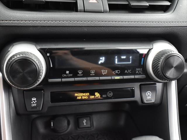 Photo of 2020 Silver Sky Metallic Toyota RAV4