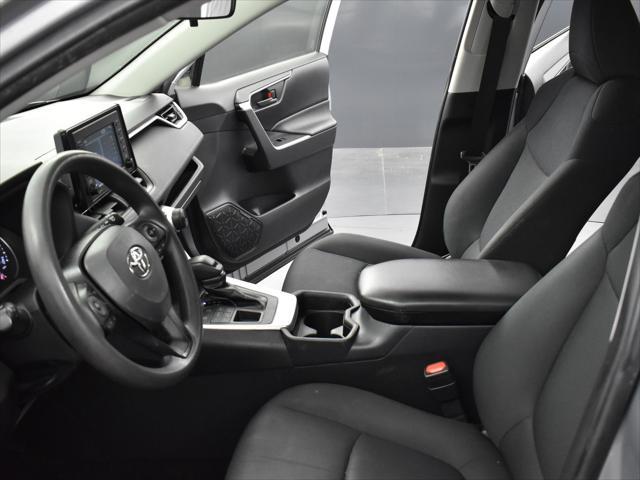 Photo of 2020 Silver Sky Metallic Toyota RAV4